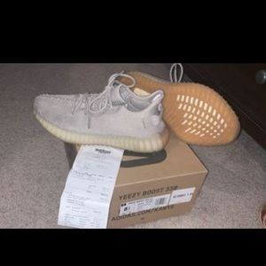 Yeezy Boost 350 v2 sesame